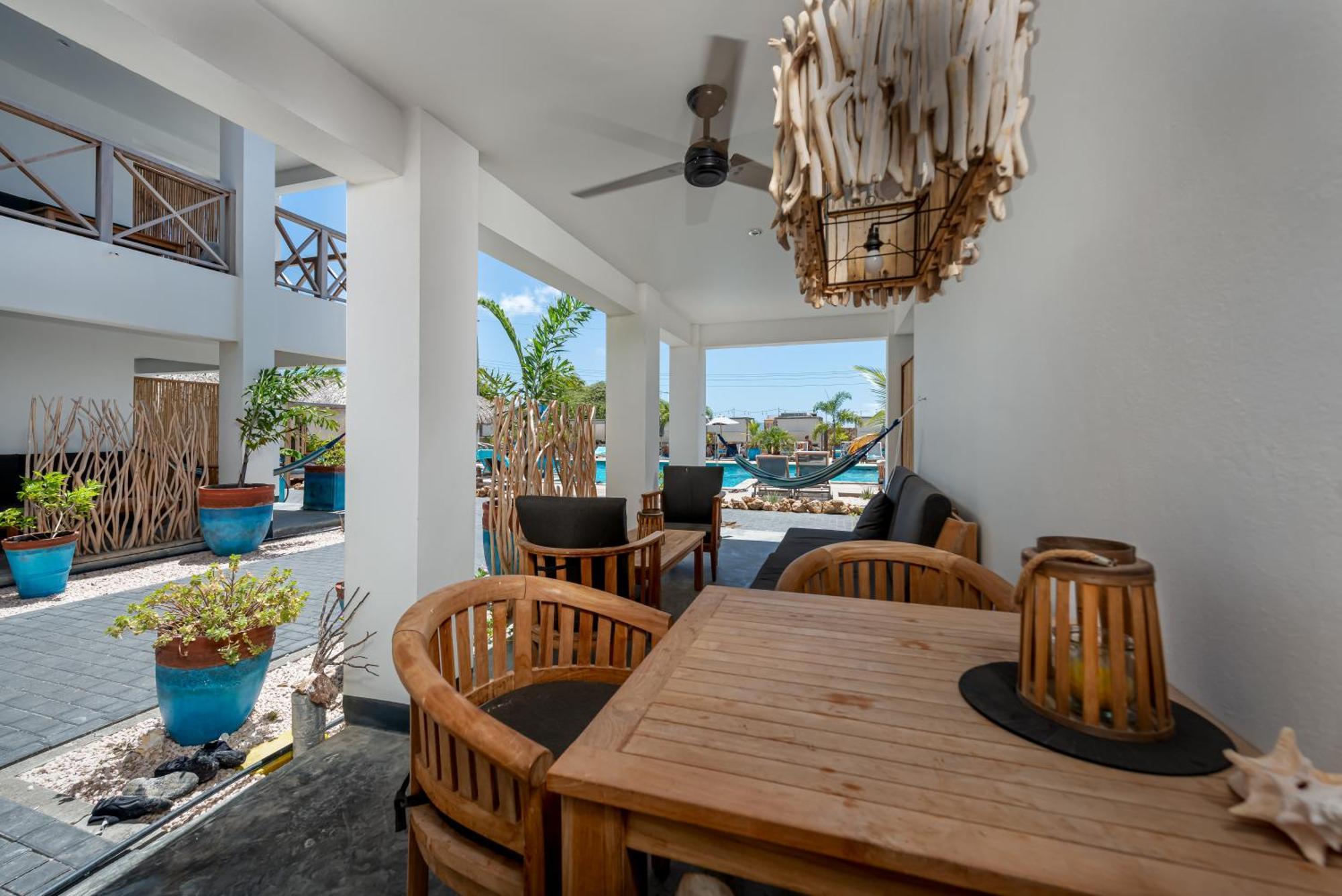 Bloozz Resort Bonaire Кралендижк Екстериор снимка