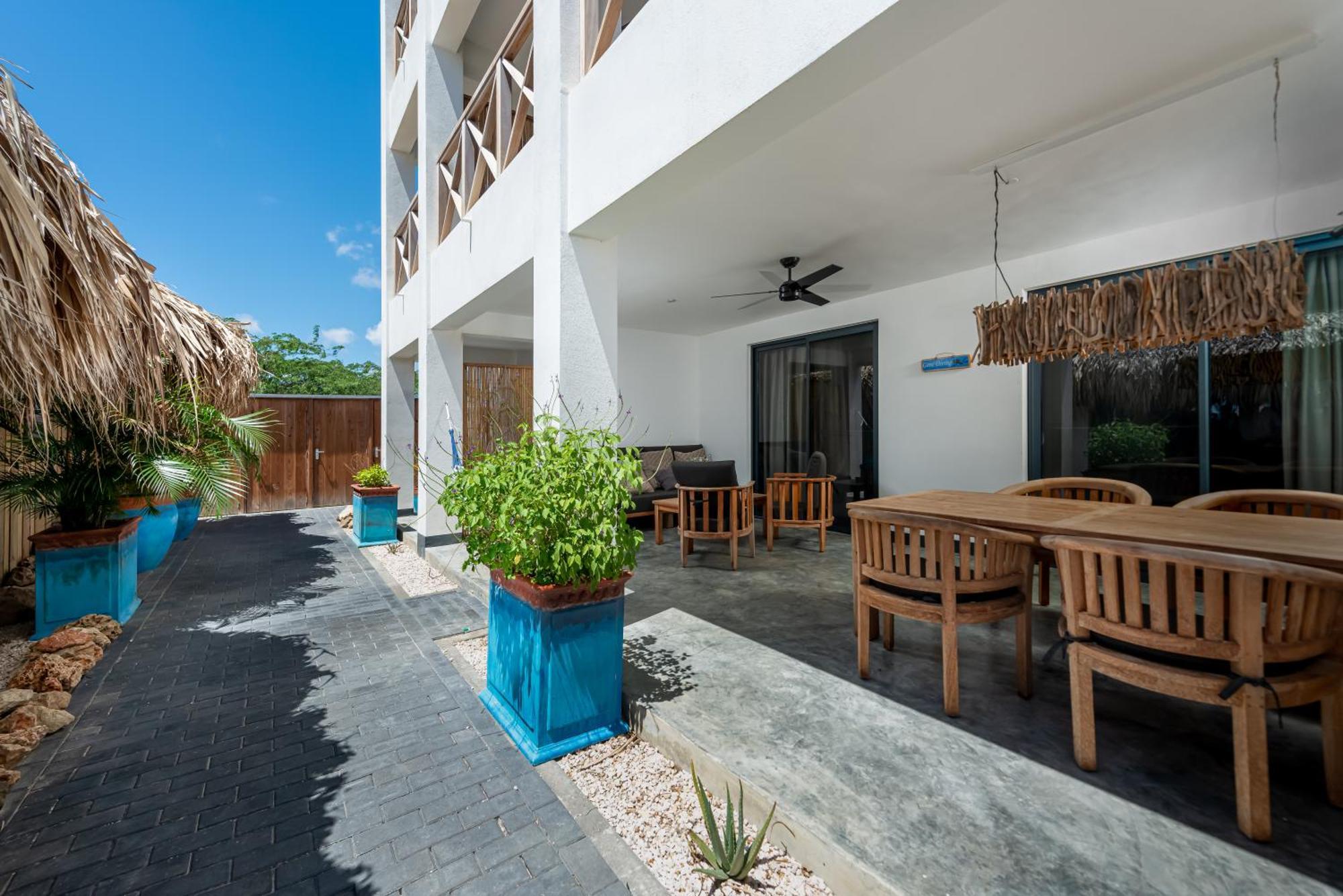Bloozz Resort Bonaire Кралендижк Екстериор снимка