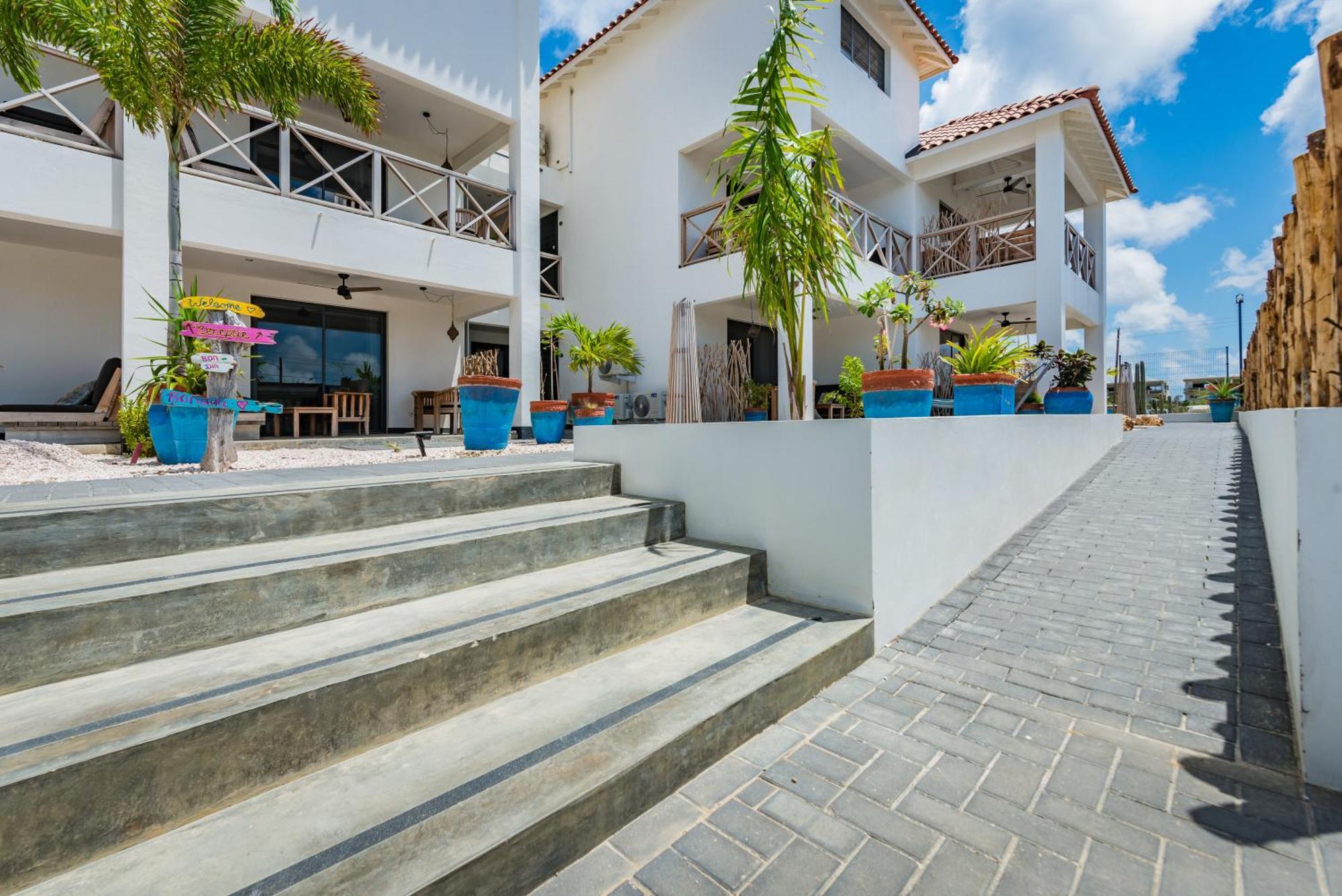Bloozz Resort Bonaire Кралендижк Екстериор снимка